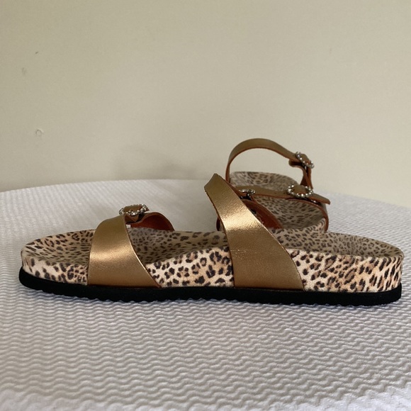 Mephisto Size 37 metallic gold Cheetah 🐆 print with rhinestones - Picture 9 of 10